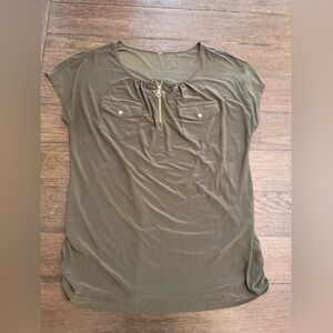 Olive Green Women's Top size medium no flaws